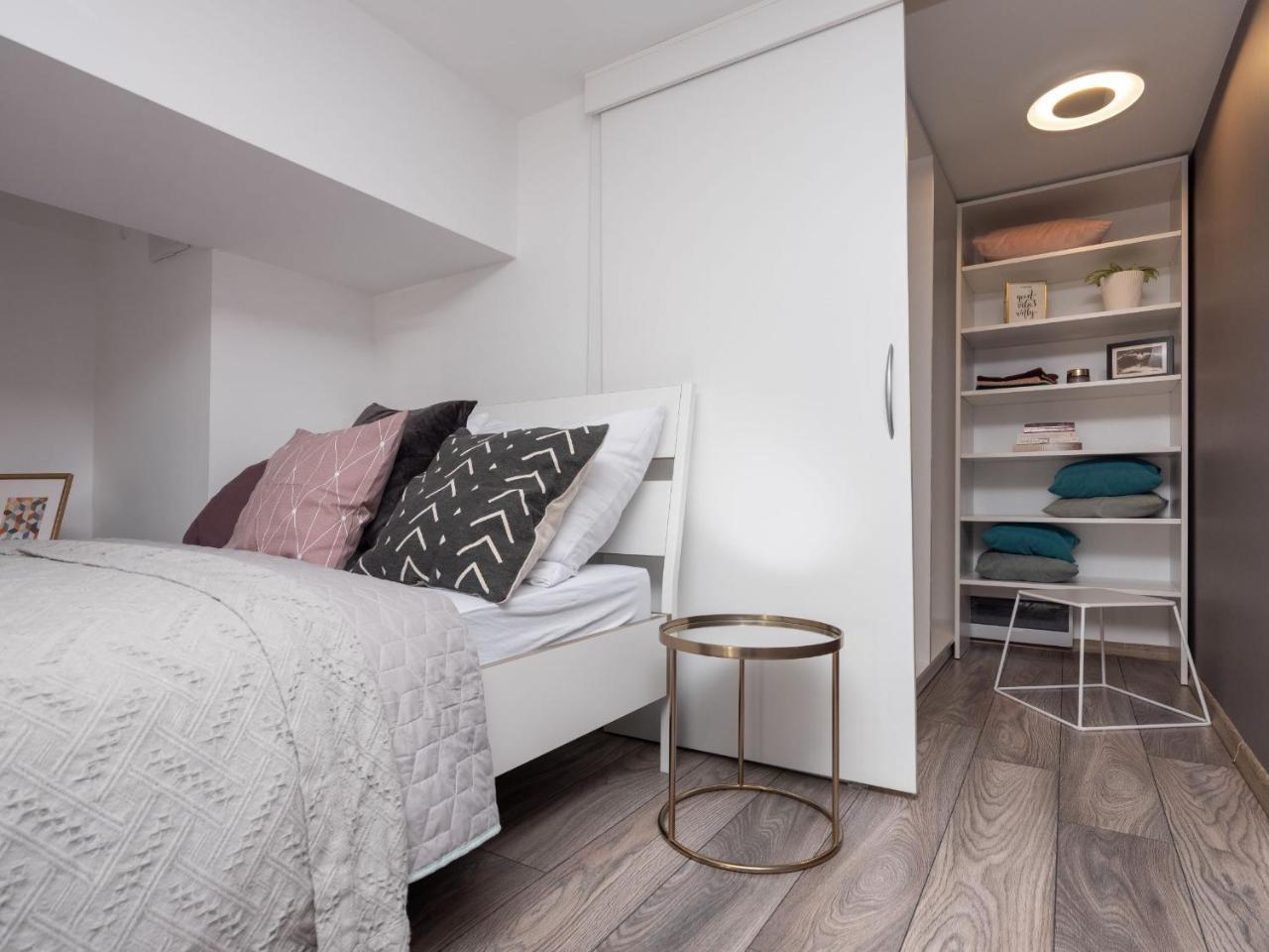 Lofts Cracow Apartments - City Center Cracovia Exterior foto